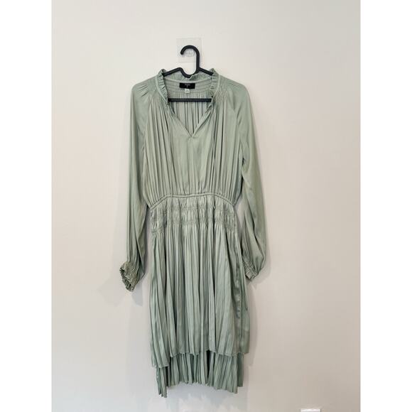 Tahari Women's Green Split Neck Tiered Long Sleeve A-Line Dress Size Small 1961 - Picture 2 of 8